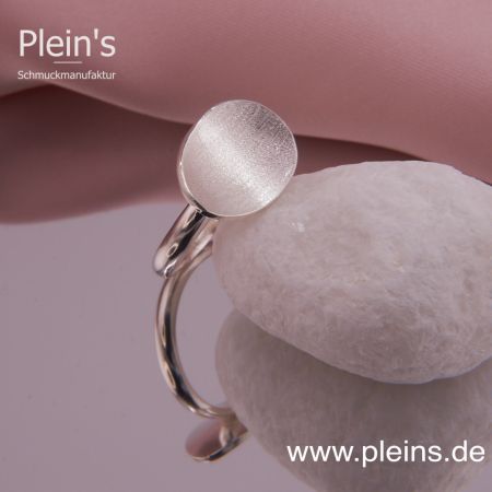 Ring mit Platte Silber